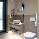 Woodland Haven For Four *