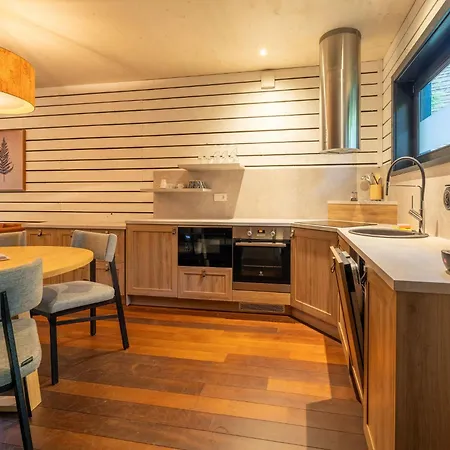 Сasa de vacaciones Woodland Haven For Four *